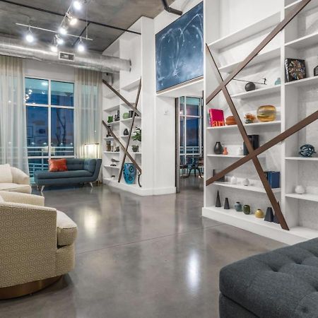 Modern 2 Bed Getaway Steps From Tropicana Field St. Petersburg Esterno foto