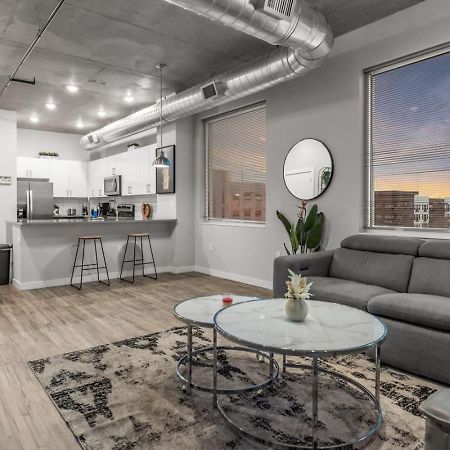 Modern 2 Bed Getaway Steps From Tropicana Field St. Petersburg Esterno foto