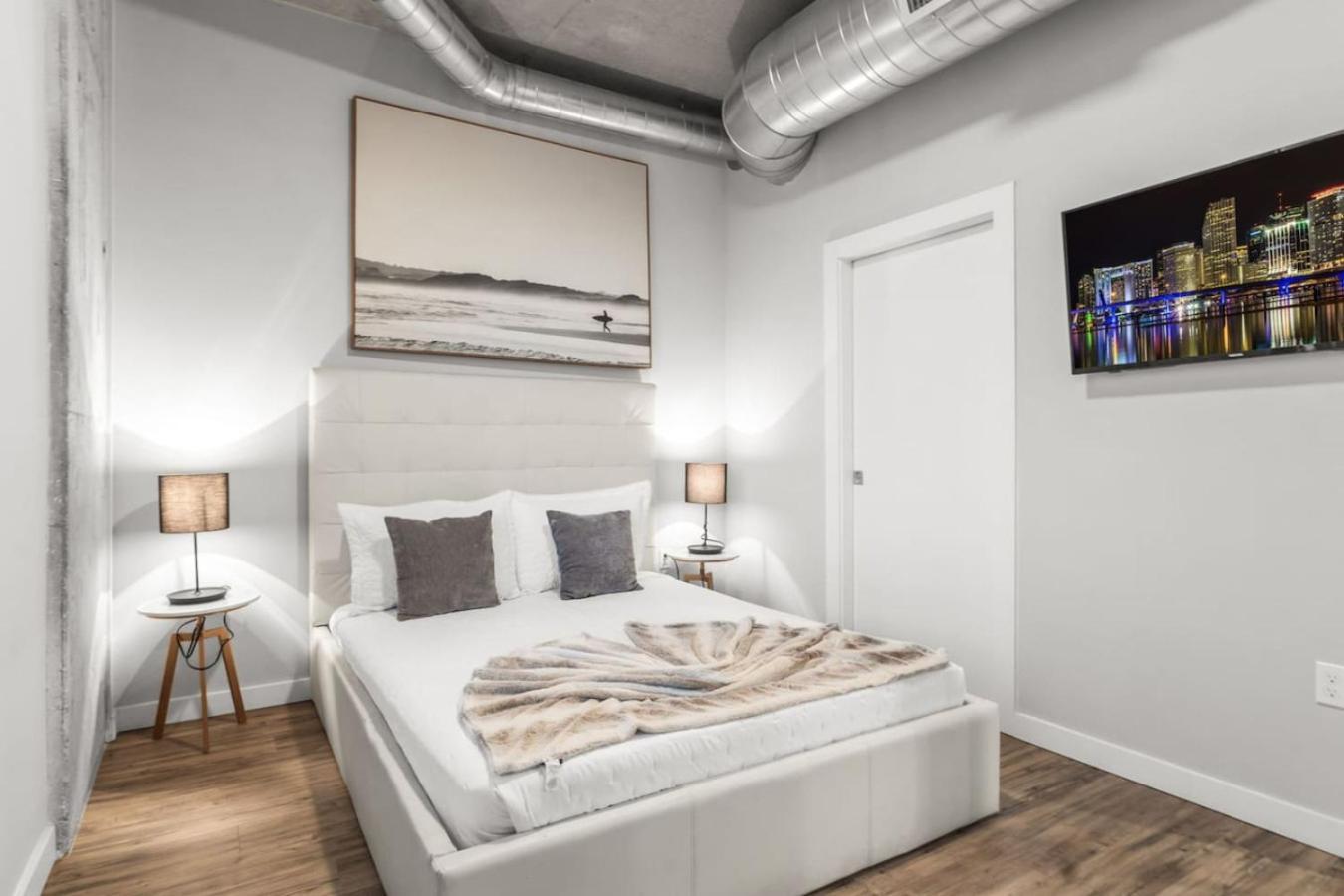 Modern 2 Bed Getaway Steps From Tropicana Field St. Petersburg Esterno foto