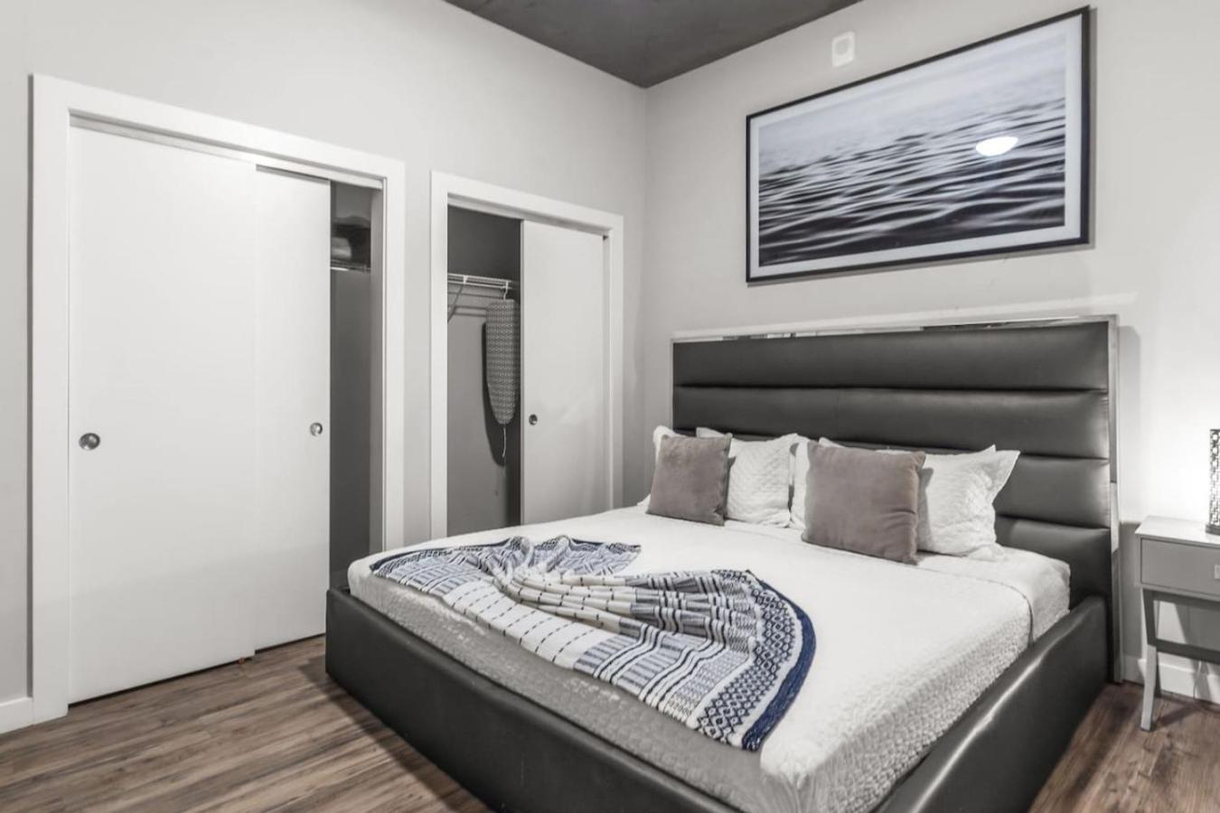 Modern 2 Bed Getaway Steps From Tropicana Field St. Petersburg Esterno foto