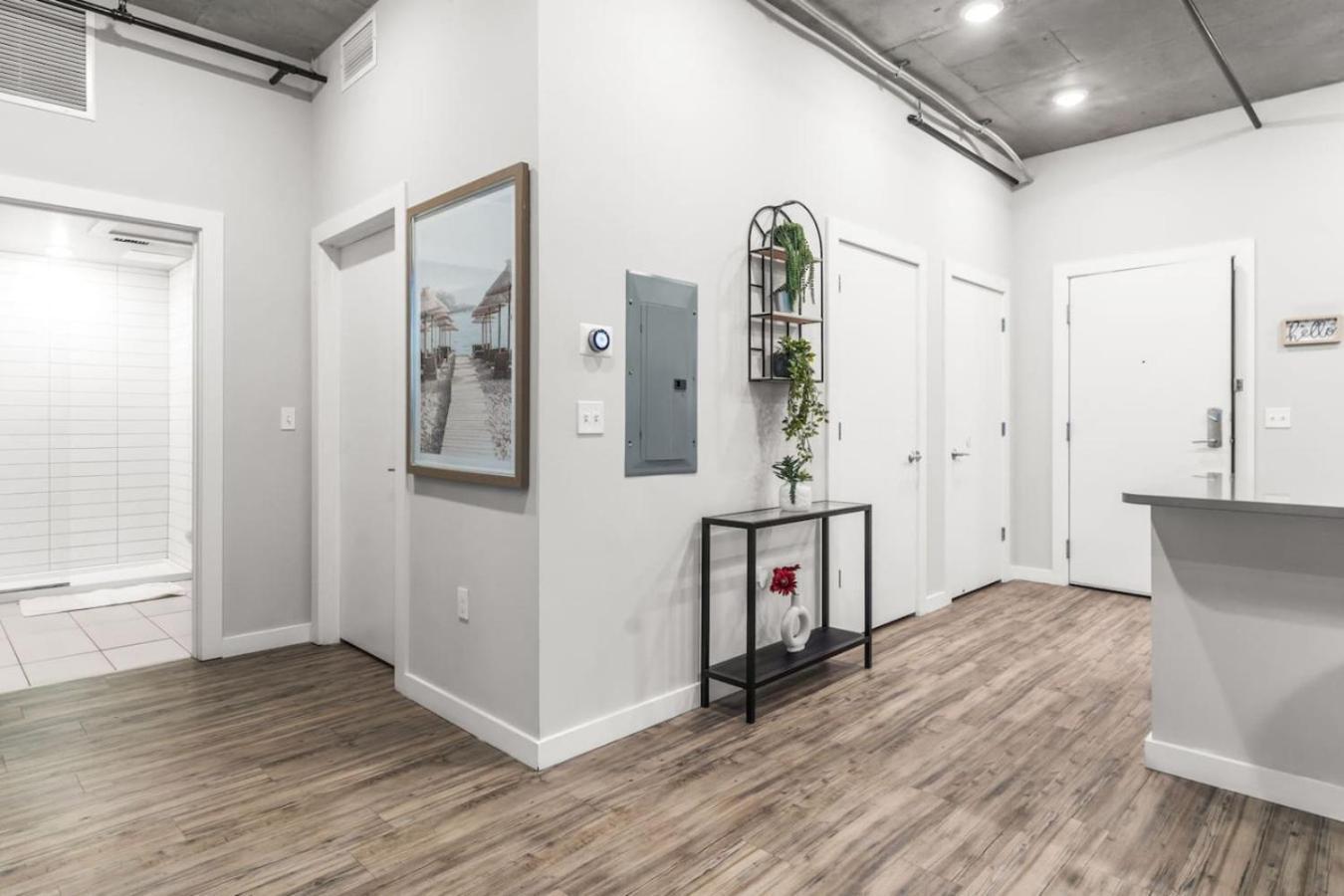 Modern 2 Bed Getaway Steps From Tropicana Field St. Petersburg Esterno foto